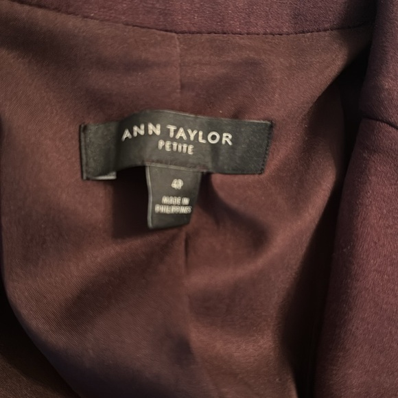 Ann Taylor’s blazer - Picture 4 of 6